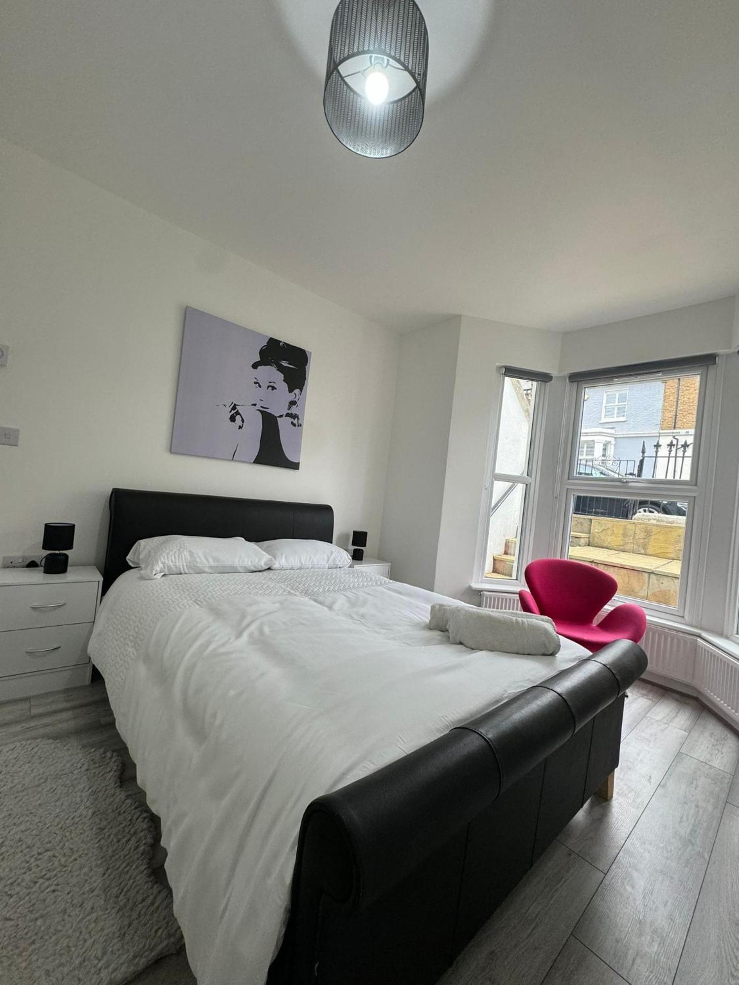 Апартаменты 2 Double Bedroom Garden Flat In Acton,london *